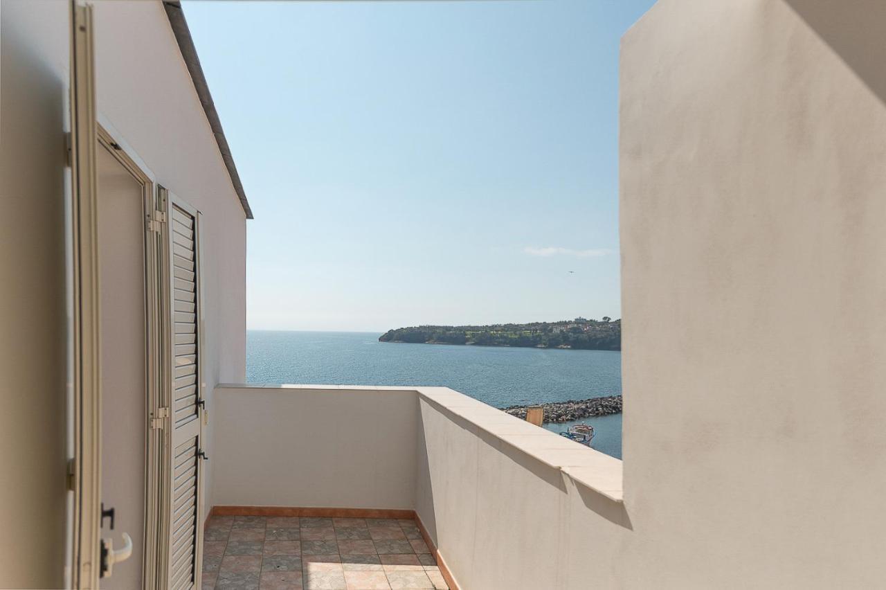 La Procidana House - Corricella Exlusive Terrace Villa Eksteriør billede